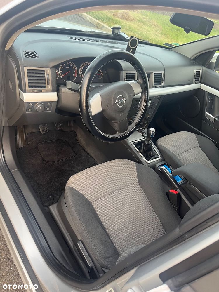 Opel Vectra 1.8 Essentia - 9