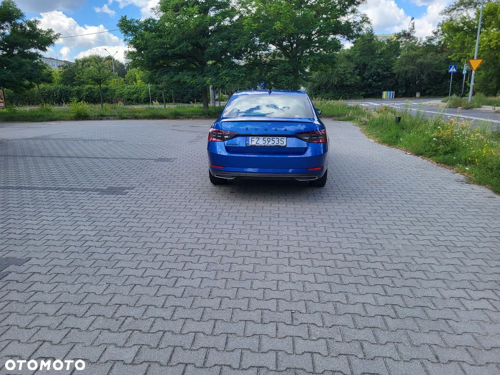 Skoda Superb 2.0 TSI Sportline DSG - 27
