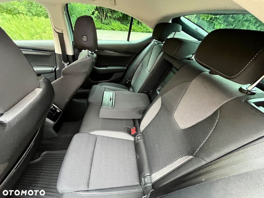 Skoda Octavia 1.5 TSI ACT Ambition - 11