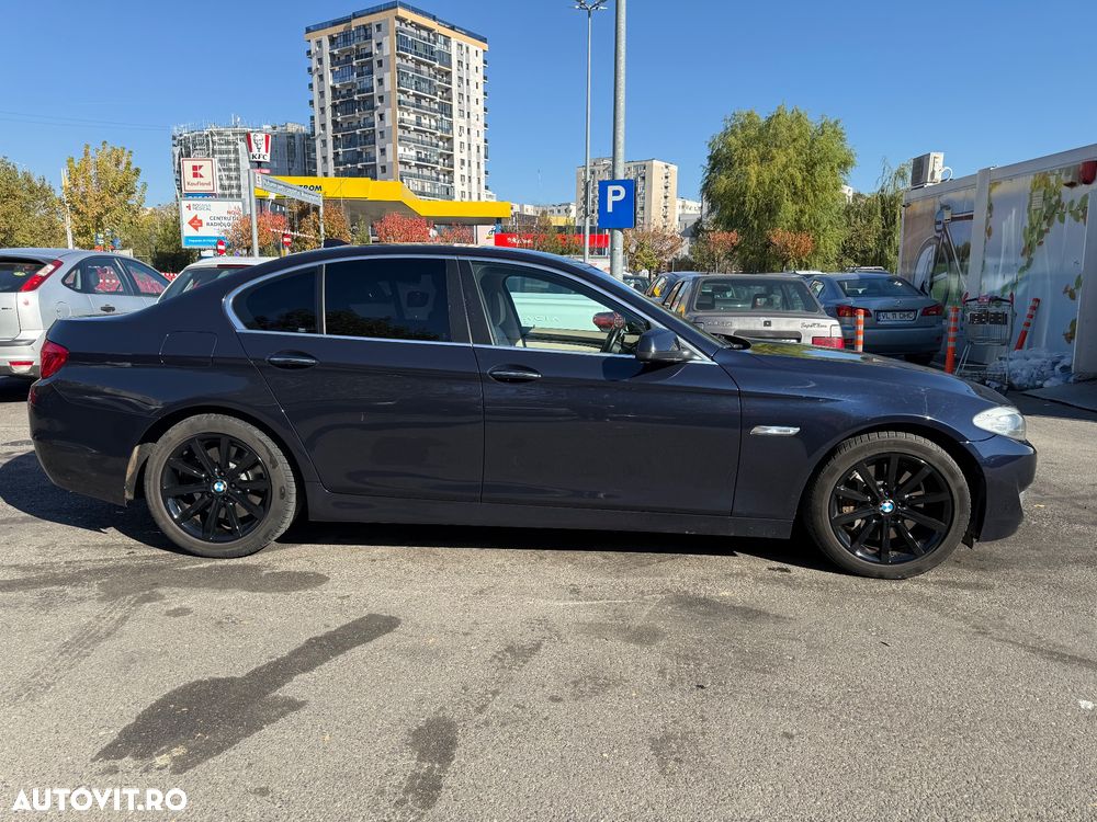 BMW Seria 5 530d xDrive - 9