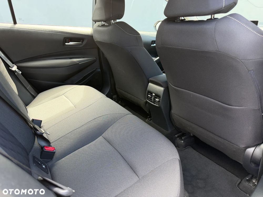 Toyota Corolla 1.5 Comfort - 23