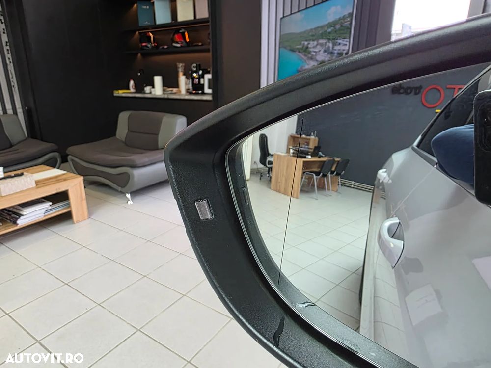 Audi e-tron 50 quattro - 22