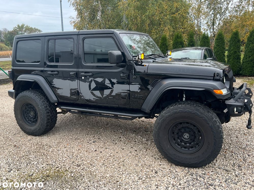 Jeep Wrangler - 3