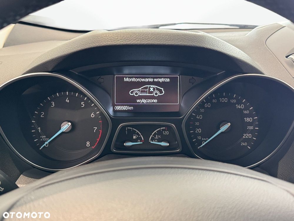 Ford Kuga - 27
