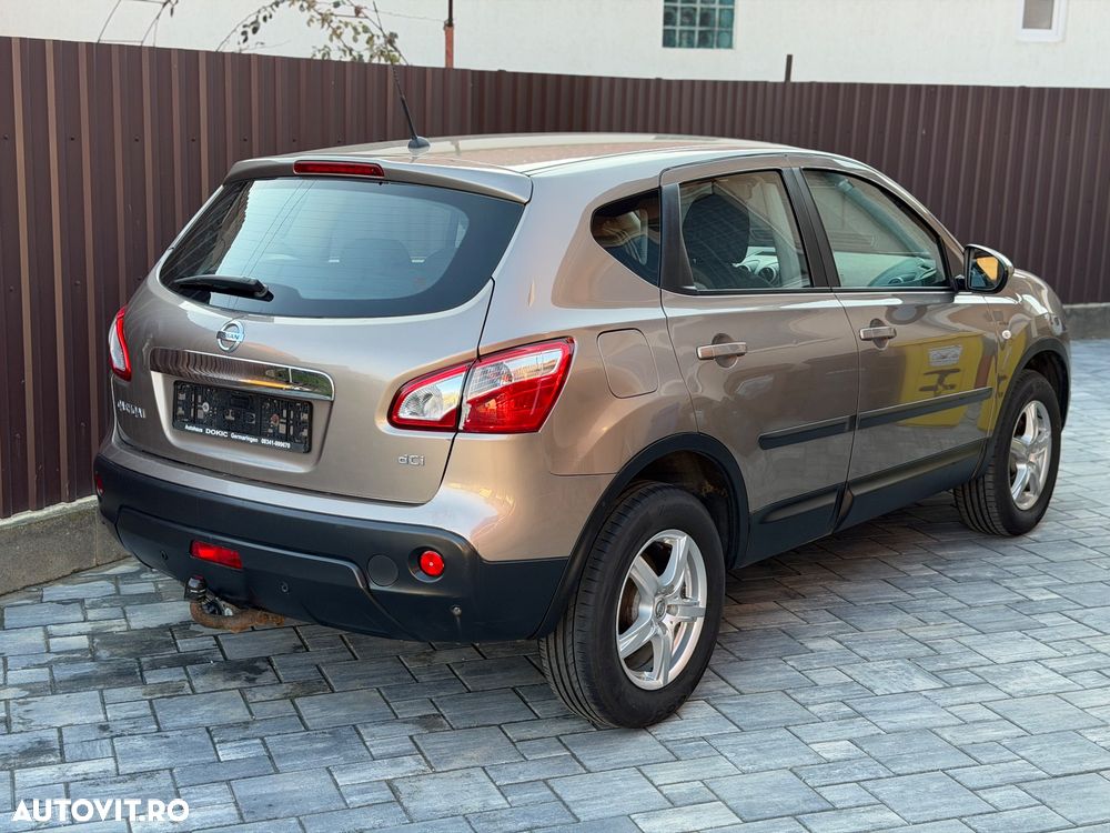 Nissan Qashqai 1.6 DCI 4 x 4 DPF Start/Stop tekna - 6