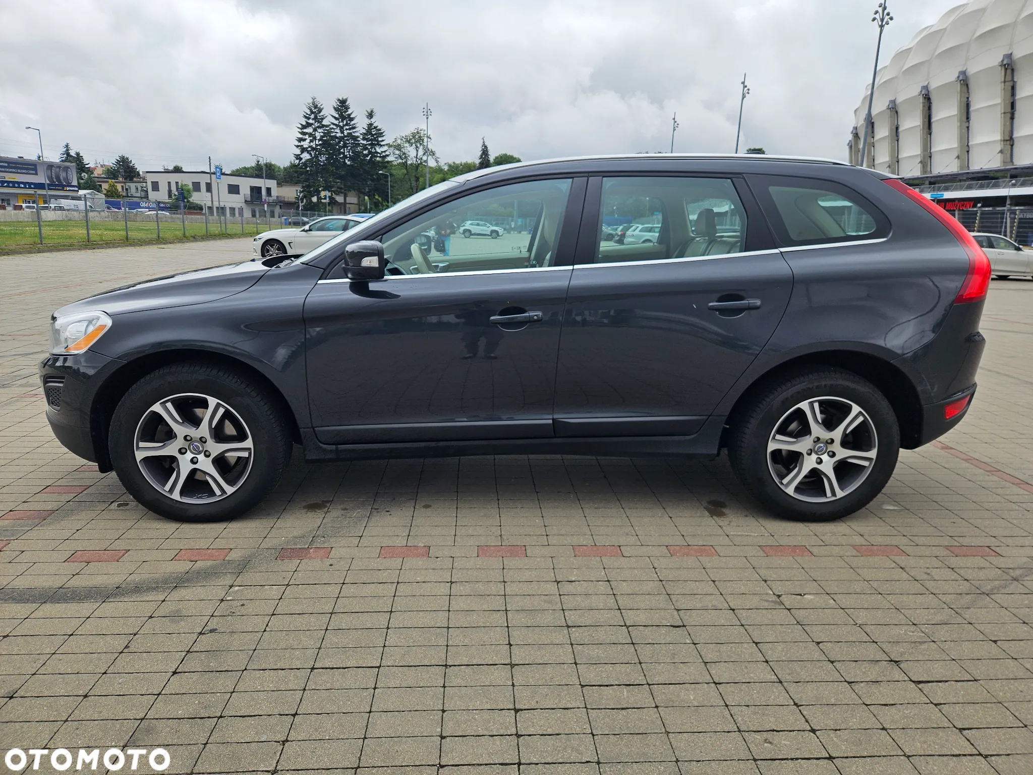 Volvo XC 60 T5 Momentum - 2