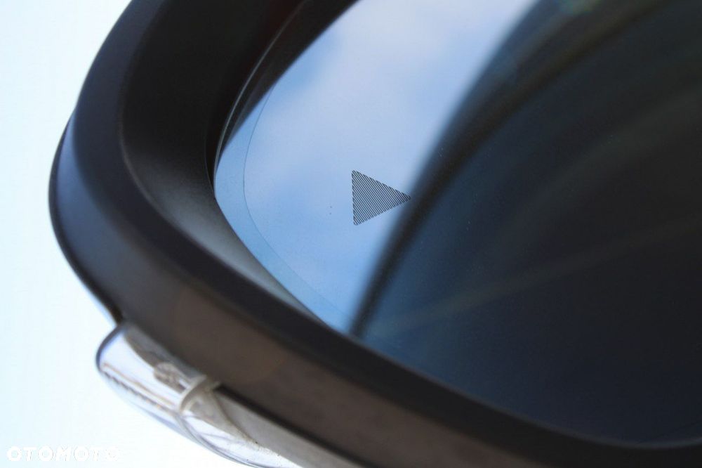 Alfa Romeo Stelvio - 12