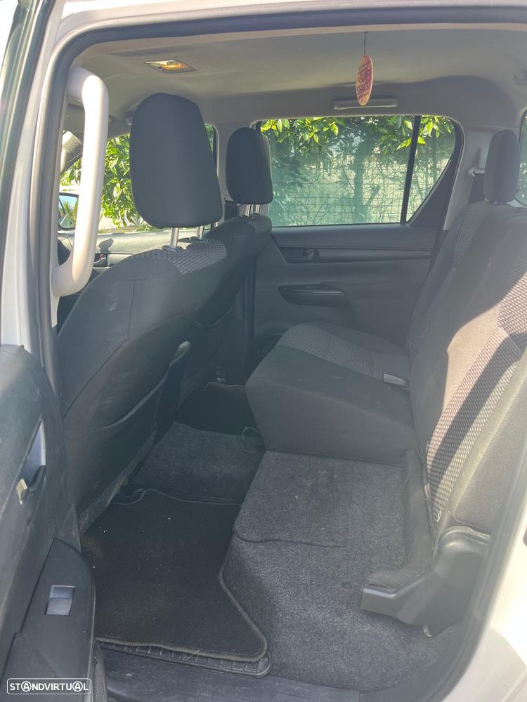 Toyota Hilux - 19