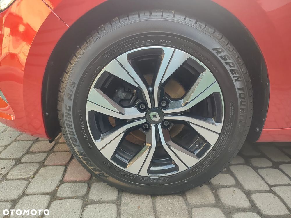 Renault Clio - 11
