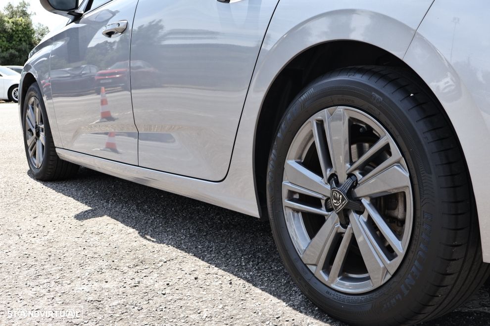 Peugeot 308 1.2 PureTech Active Pack — fotografia 4