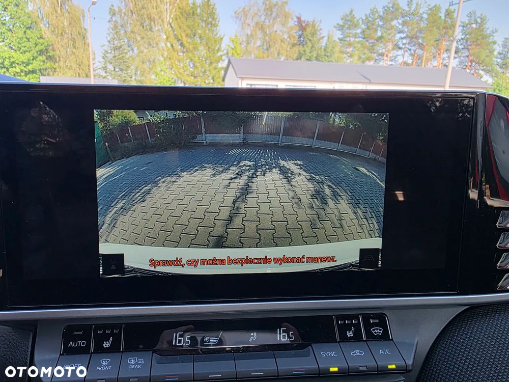 Toyota Camry 2.5 Hybrid Dynamic Force Comfort e-CVT - 31