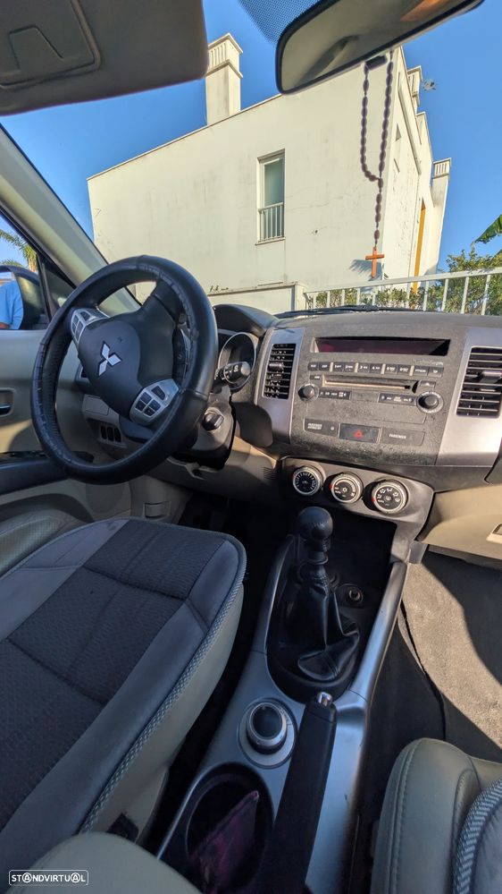 Mitsubishi Outlander 2.0 DI-D Instyle 4WD - 12