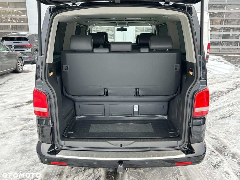 Volkswagen Multivan - 10