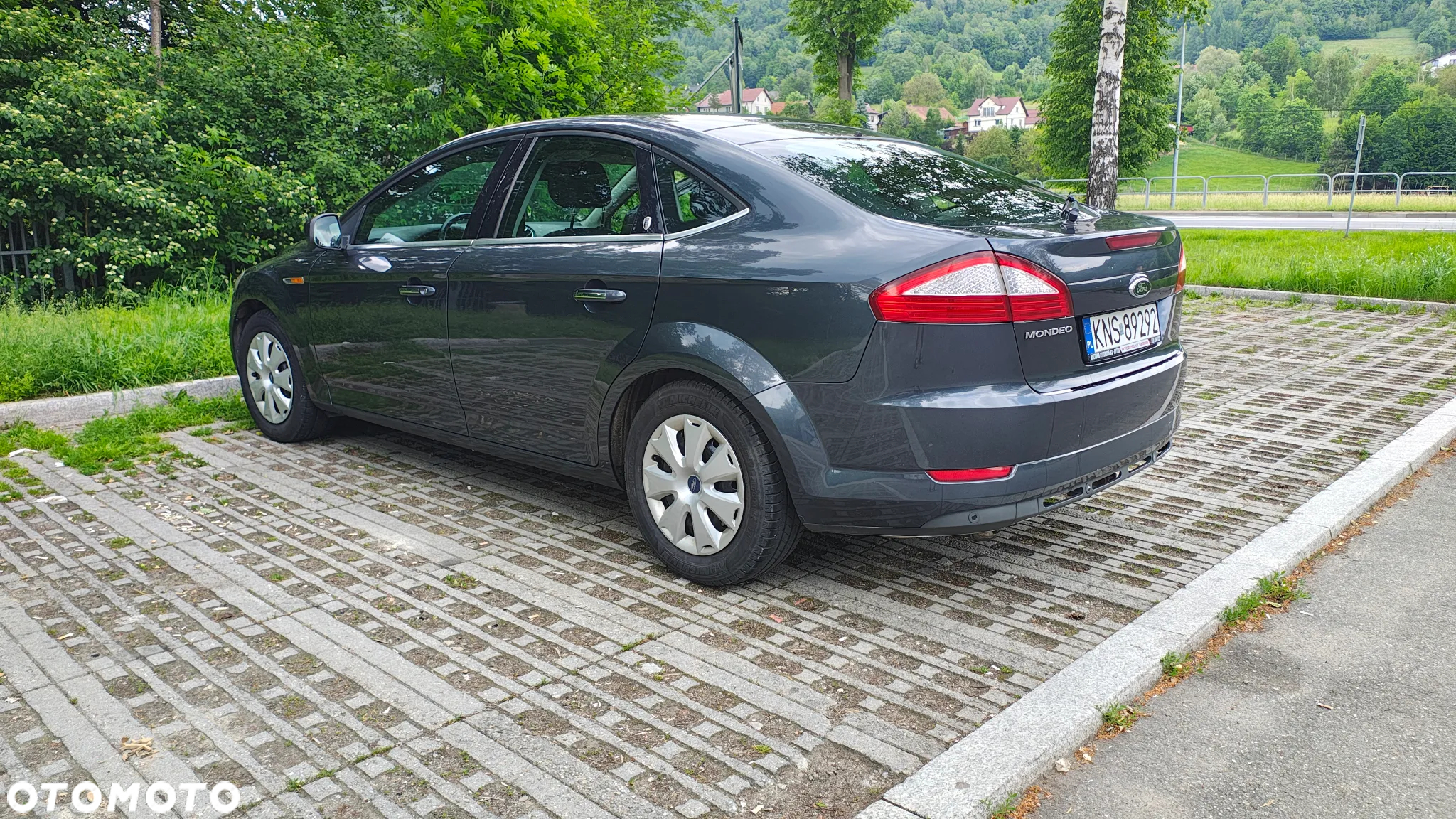 Ford Mondeo 2.0 Ghia - 2