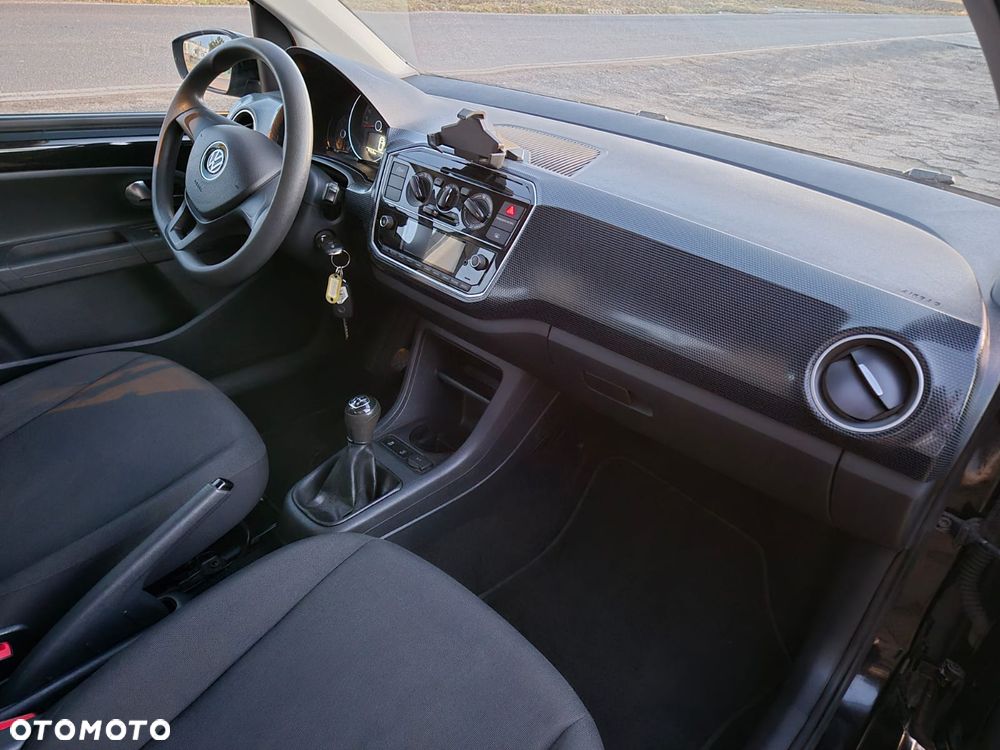 Volkswagen up! black - 17