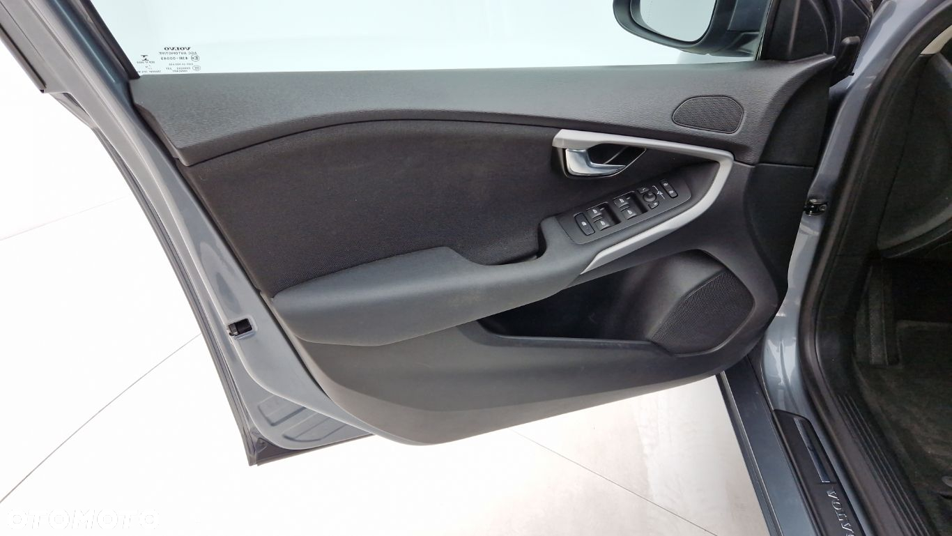 Volvo V40 - 14