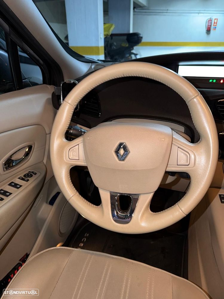 Renault Grand Scénic - 10