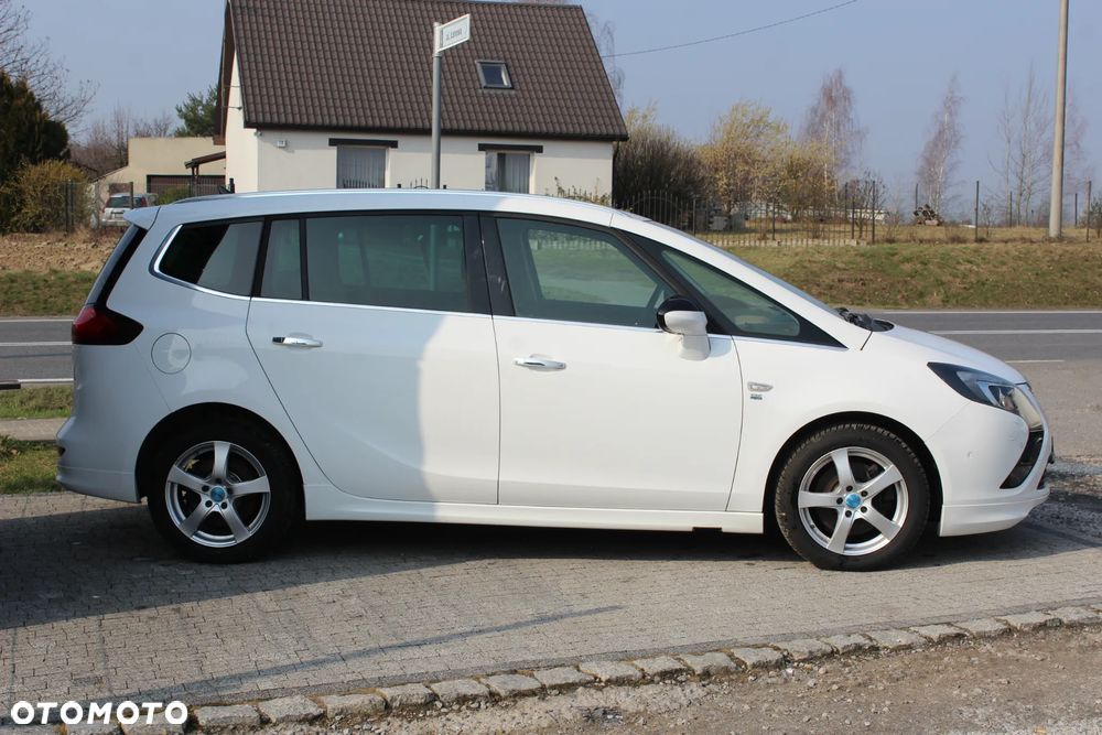Opel Zafira Tourer 2.0 CDTI Automatik Edition - 4