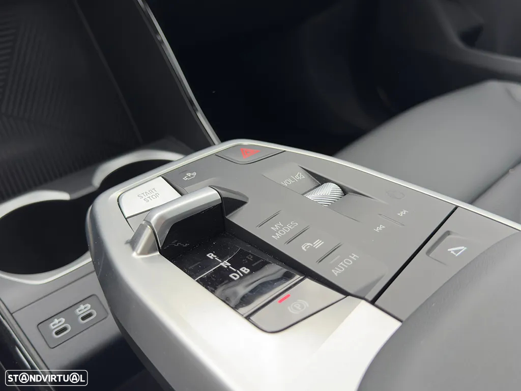 BMW iX1 eDrive20 xLine - 11