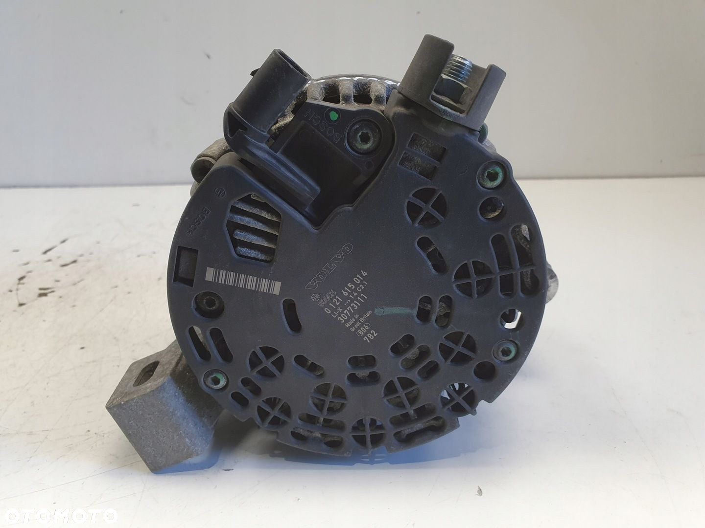 Volvo C30 2.4 D5 06-12r ALTERNATOR 0121615014 - 2