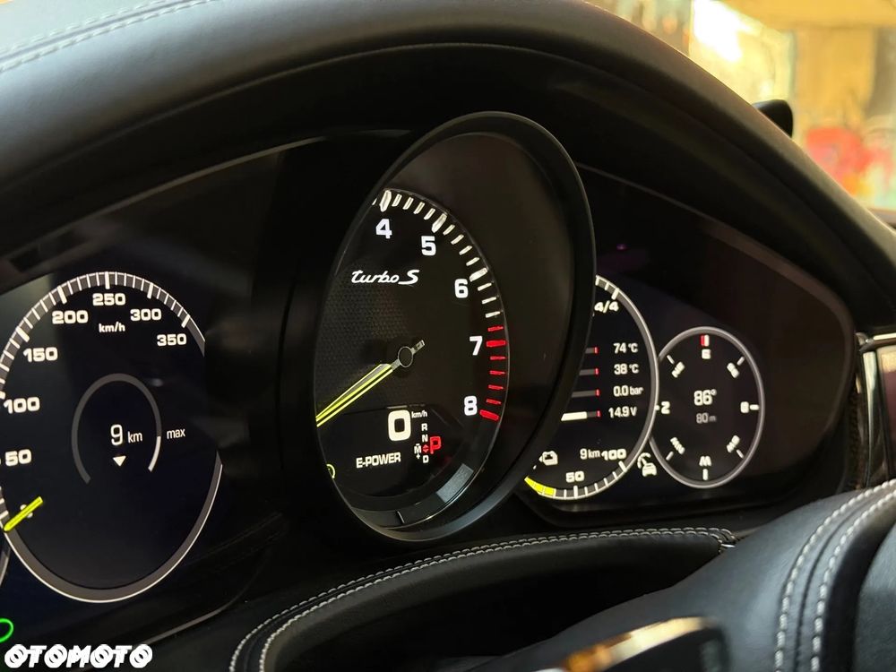 Porsche Panamera Turbo S E-Hybrid GPF - 30