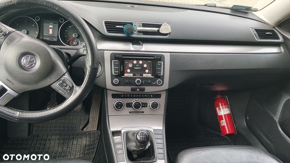 Volkswagen Passat 2.0 Blue TDI SCR Highline - 15