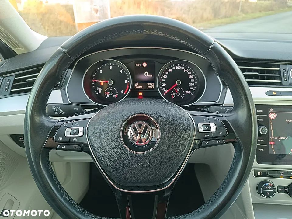 Volkswagen Passat Variant 2.0 TDI BMT Comfortline - 35