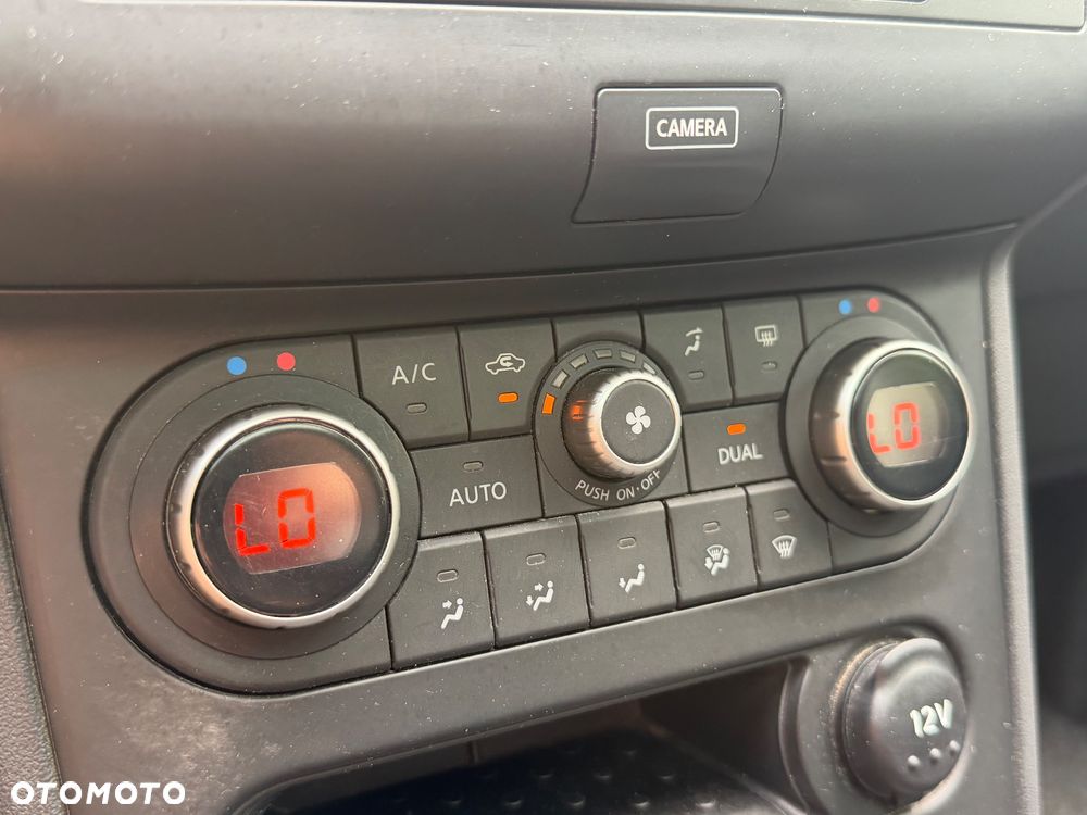Nissan Qashqai 2.0 4 x 4 tekna - 16