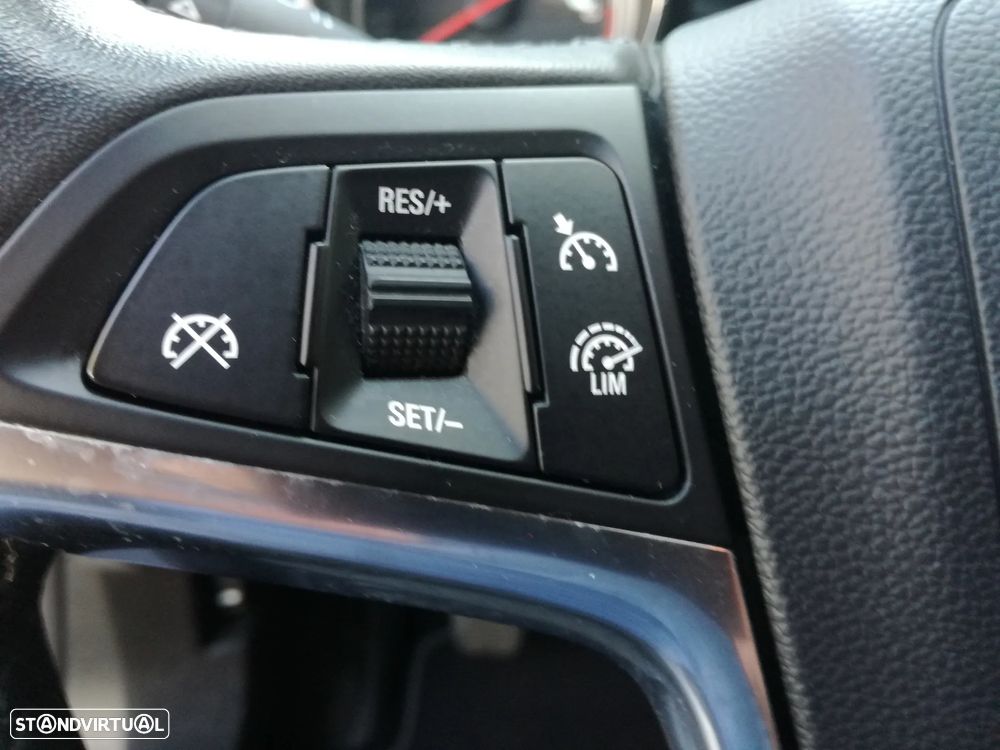 Opel Astra 1.3 CDTI Cosmo - 18