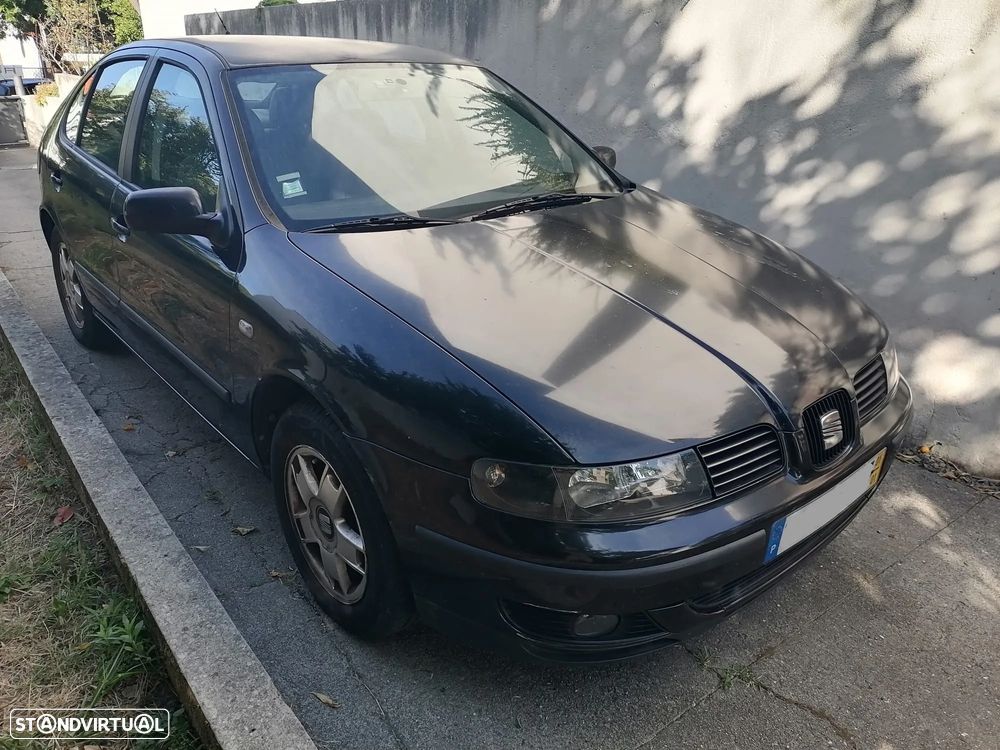 SEAT Leon 1.6 16V Signo - 1