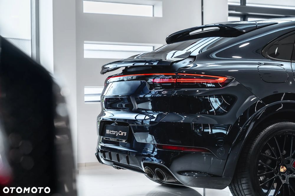 Porsche Cayenne Platinum Edition - 13