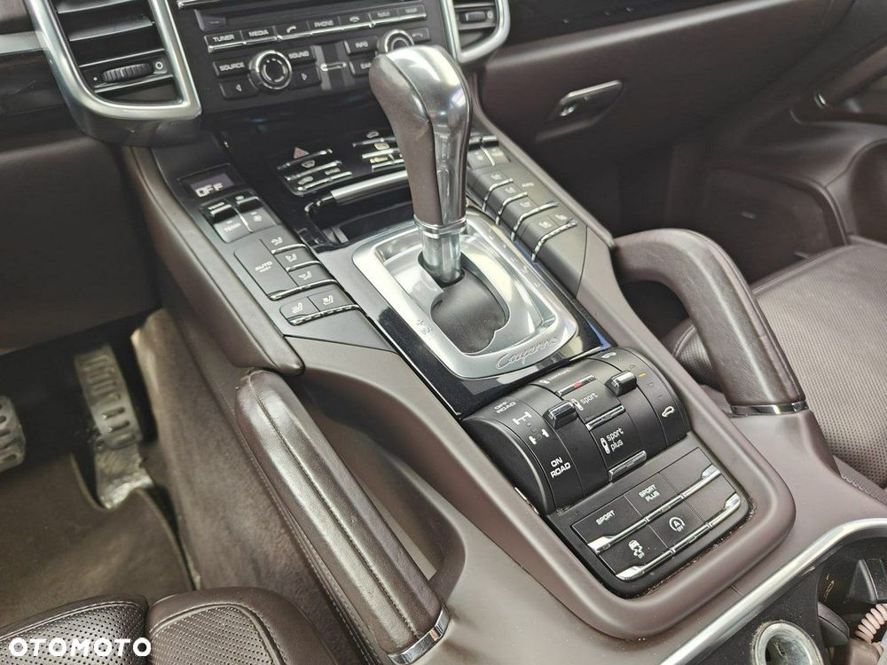 Porsche Cayenne - 11