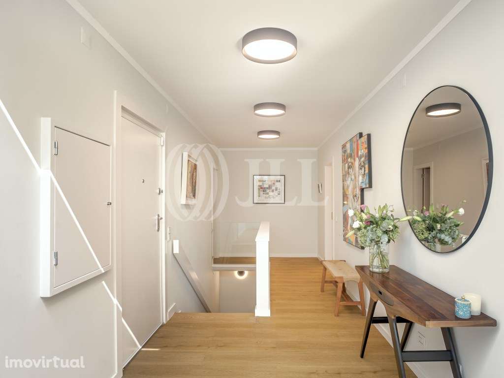 Apartamento T2+1 duplex com garagem, Estoril, Cascais - Grande imagem: 4/49