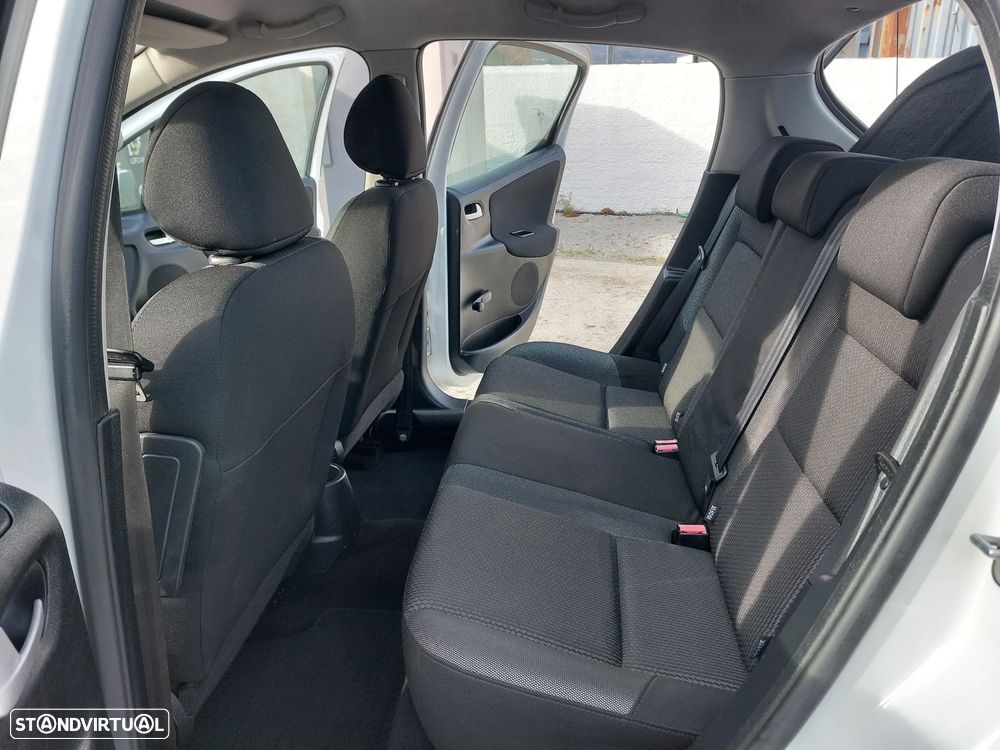 Peugeot 207 1.6 HDi 99g - 13