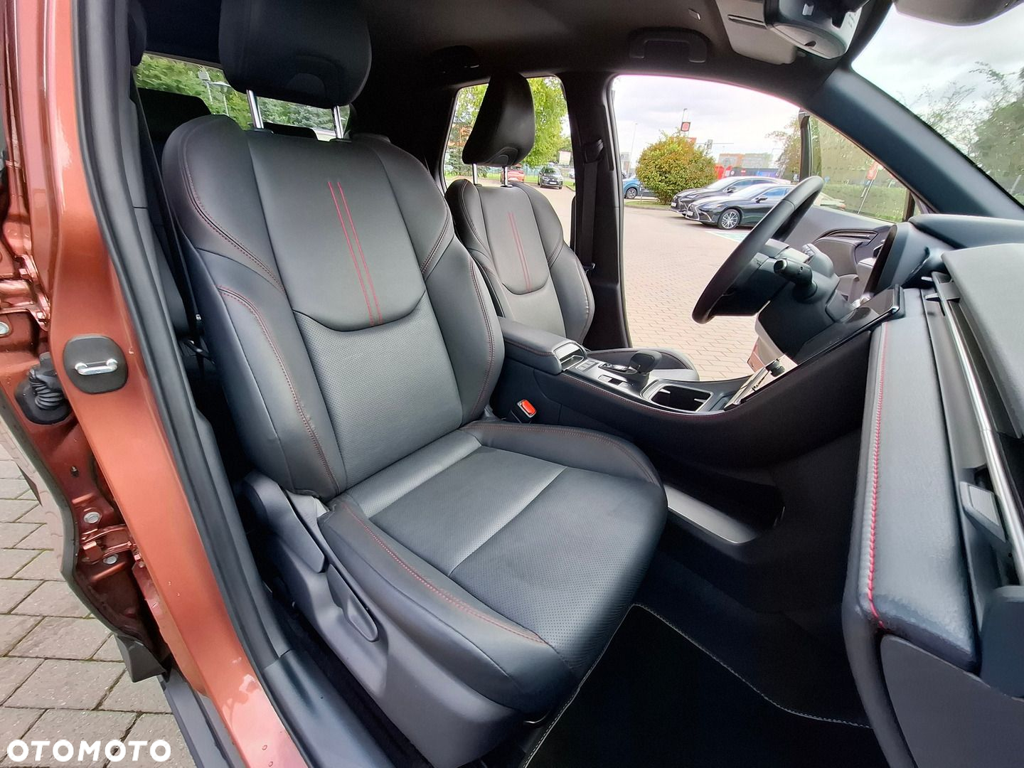 Lexus LBX 1.5 Hybrid Emotion - 20