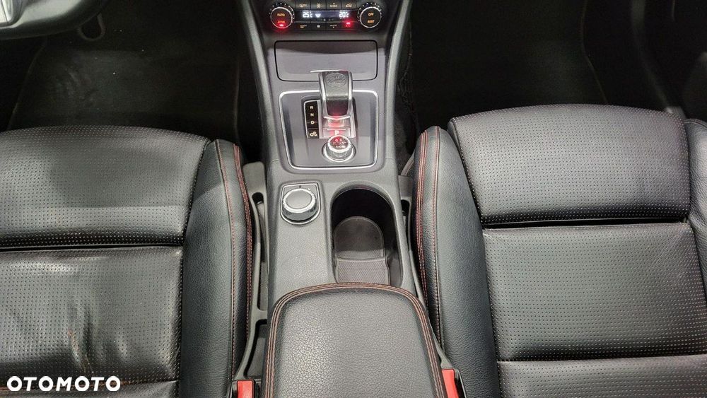 Mercedes-Benz CLA AMG 45 4-Matic - 19