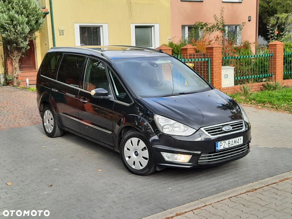 Ford Galaxy 2013 photo 2