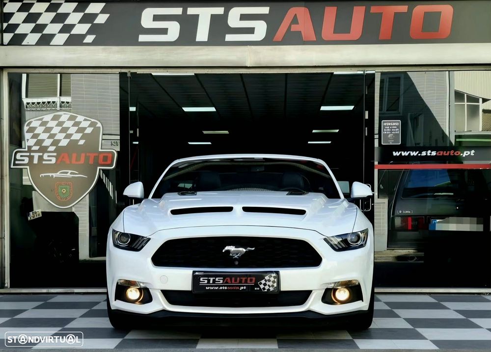 Ford Mustang Cabrio 2.3 Eco Boost - 11