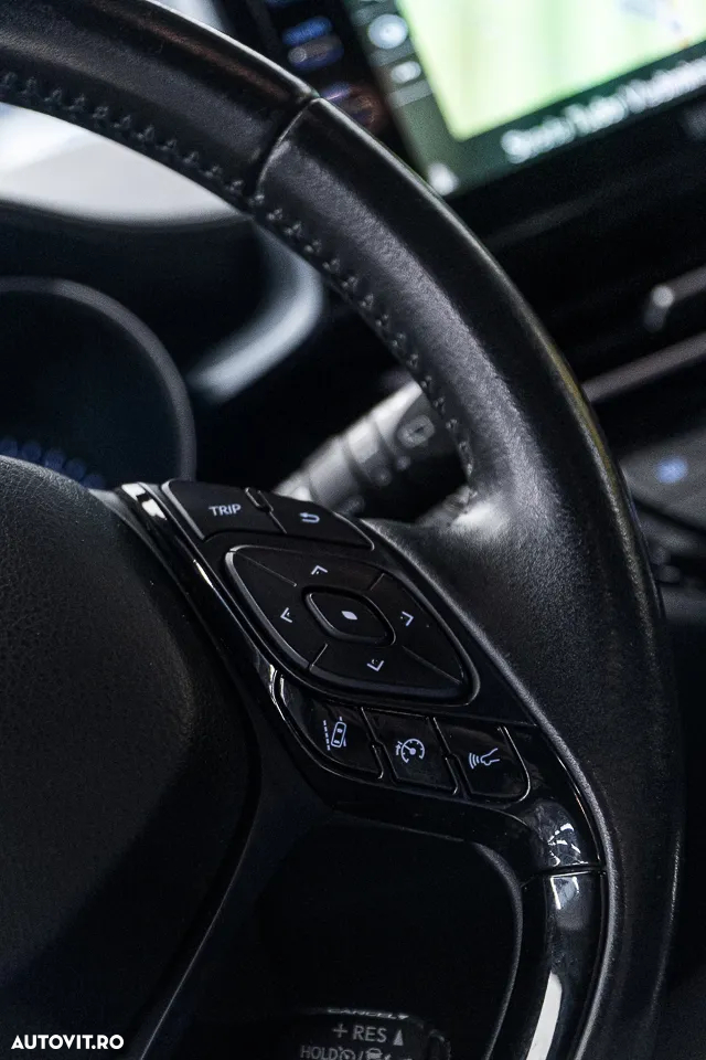 Toyota C-HR 2.0 HSD 184 CP 4x2 CVT Style - 15