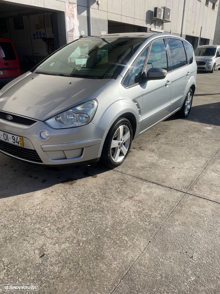 Ford S-Max 1.8 TDCi Titanium 7L - 1