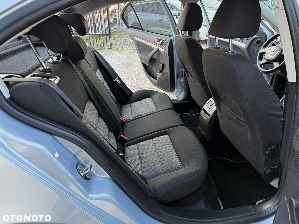 Skoda Octavia 1.4 Family - 22