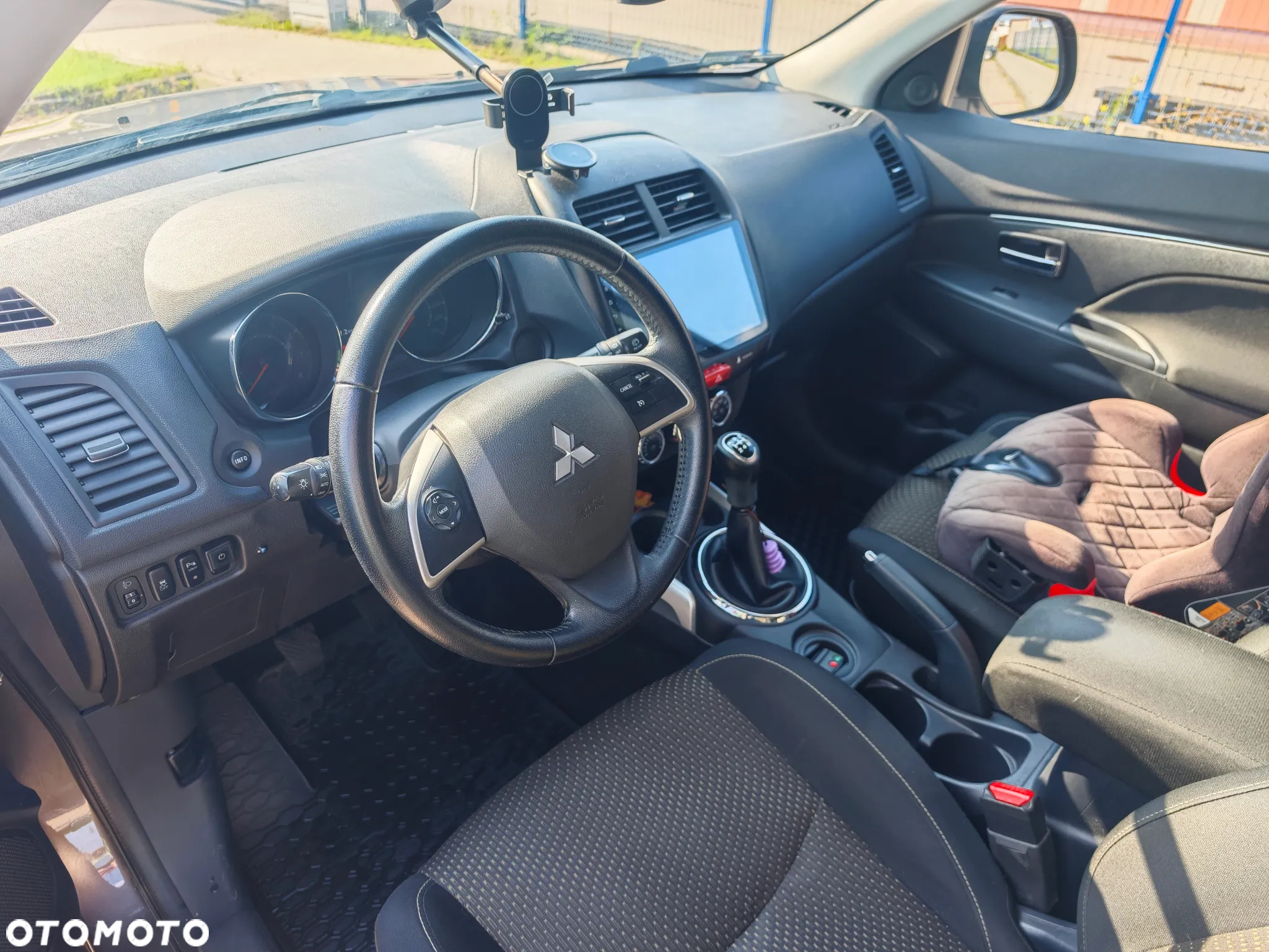 Mitsubishi ASX - 14