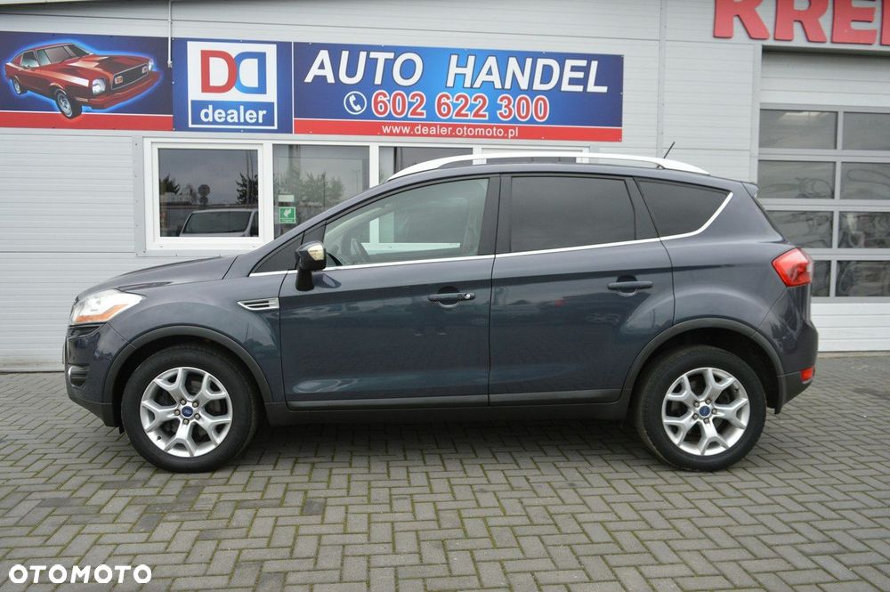 Ford Kuga 2.0 TDCi 2x4 Titanium - 11
