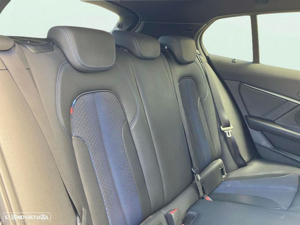 BMW 116 d Pack Desportivo M Auto - 16