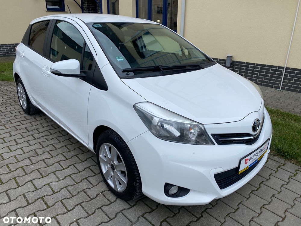 Toyota Yaris 1.33 Premium - 1