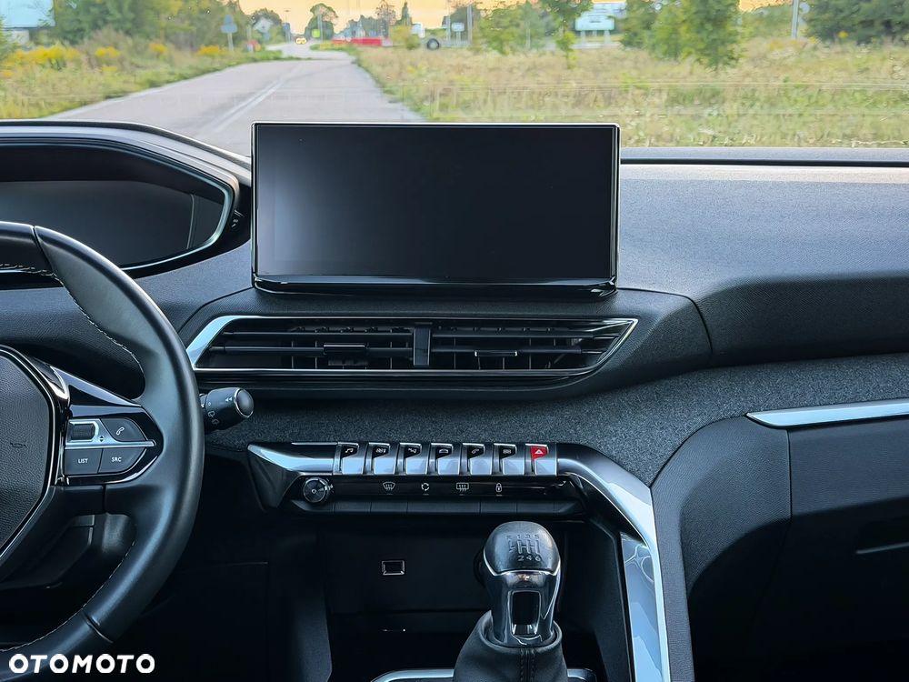 Peugeot 3008 1.2 PureTech Allure Pack S&S - 25