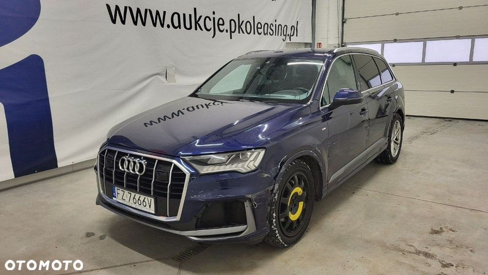 Audi Q7 - 1
