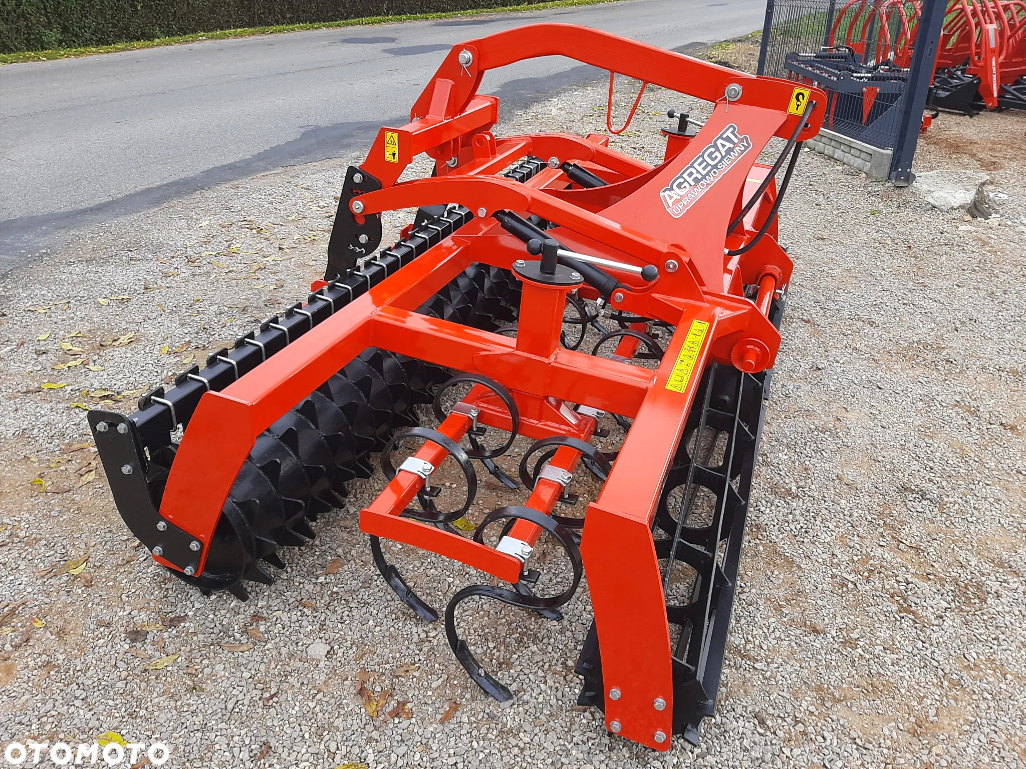 Agregat uprawowo-siewny 2,5/2,7/3m Hydropak kultywator+wałki EURO-MASZ - 15