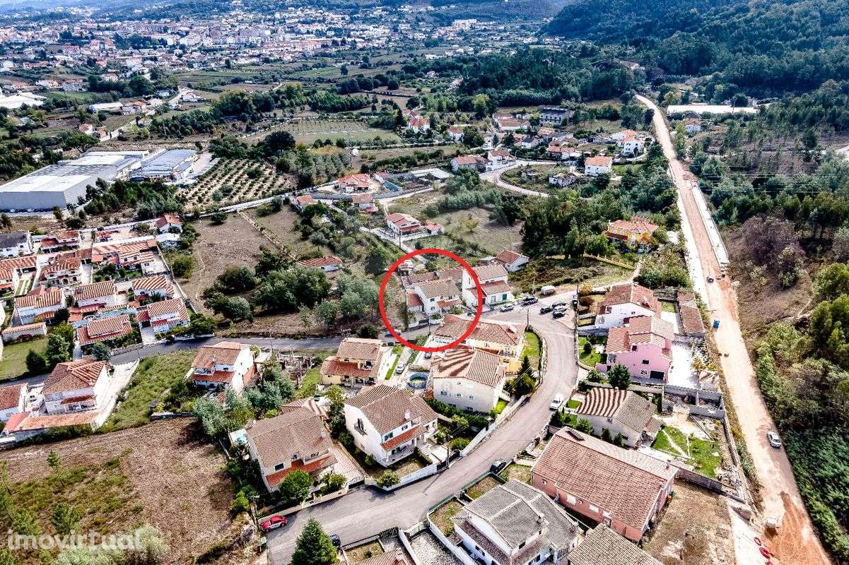 Moradia T5 para venda - Grande imagem: 2/48