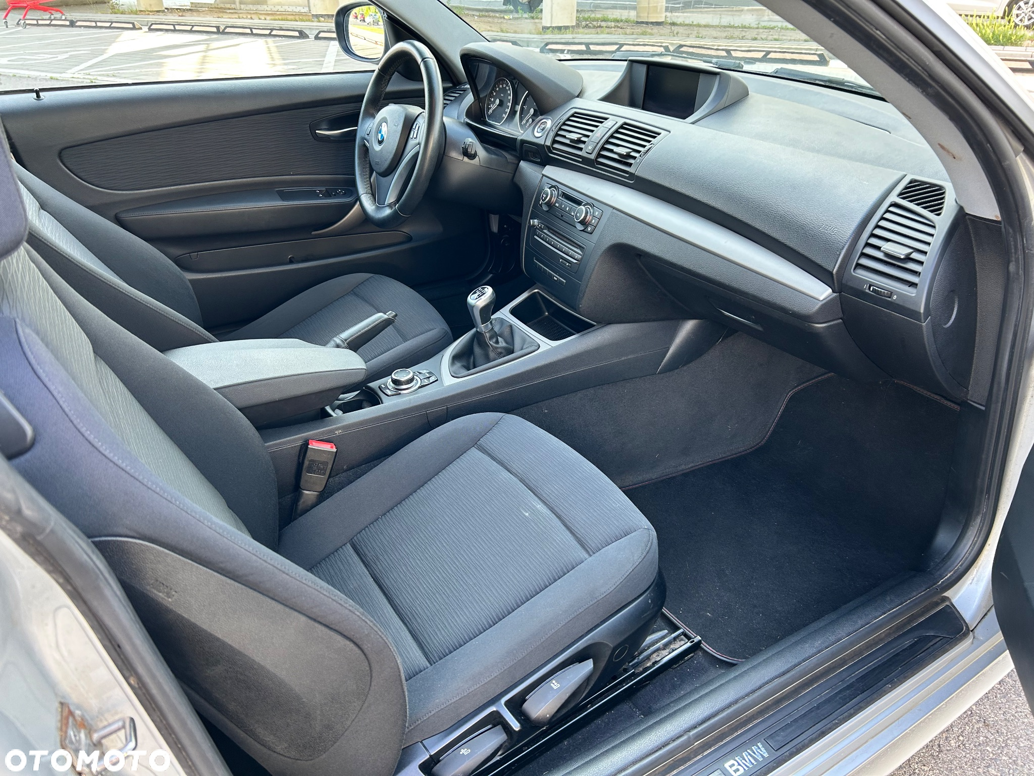 BMW Seria 1 118d - 12